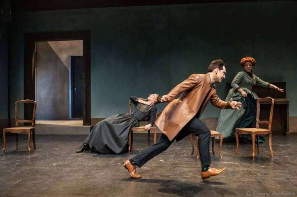 Foto di scena — La casa nova (2/6)
