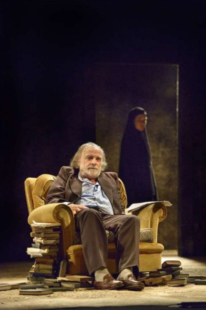 Foto di scena — Lettere a Nour (2/6)
