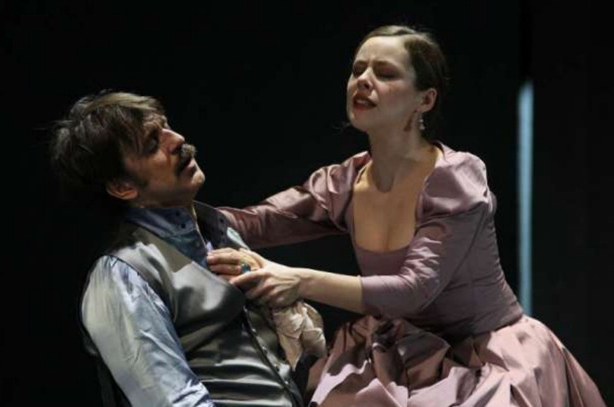 Foto di scena — La moglie saggia (4/6)